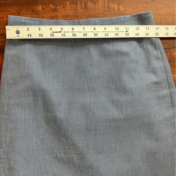 J. Crew Pencil skirt - Picture 4 of 9